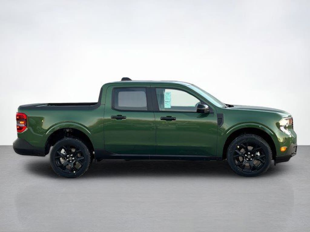 New 2025 Ford Maverick XLT Truck