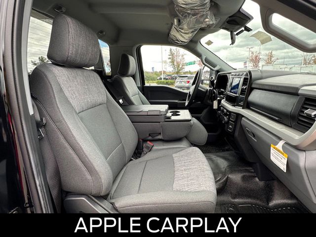 2024 Ford F-550 Super Duty Chassis Cab XLT - Photo 16