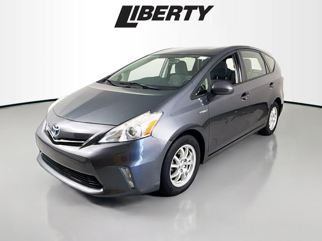 2013 Toyota Prius V Three photo 3