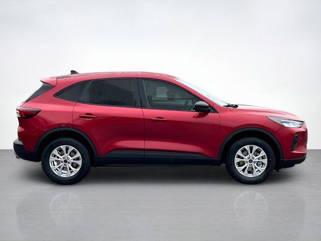 2026 Ford Escape Active photo 2