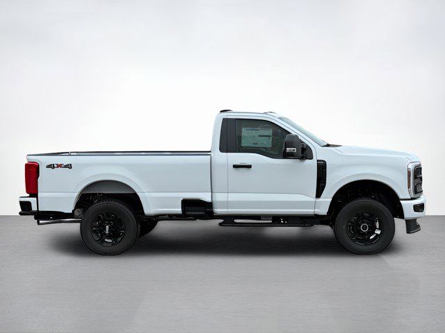 2026 Ford F-350 photo 2