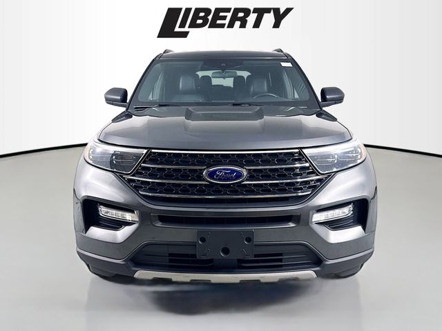 2020 Ford Explorer XLT photo 2