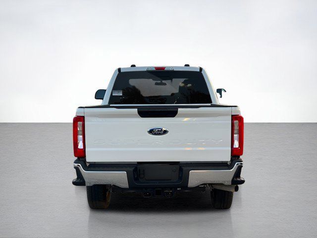 2026 Ford F-250 photo 4