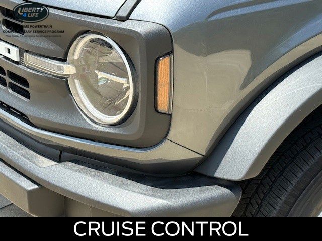 2025 Ford Bronco 4-Door Base - Photo 10