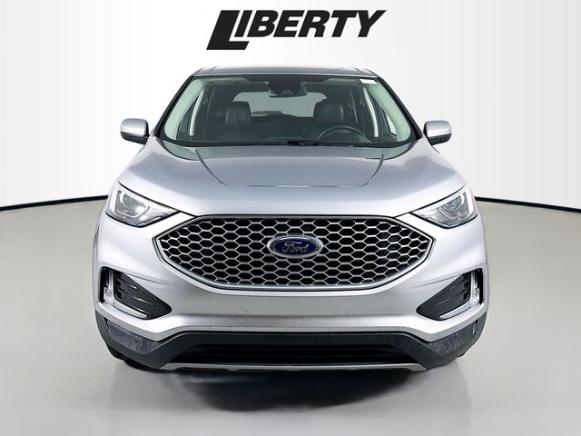 2024 Ford Edge SEL photo 2