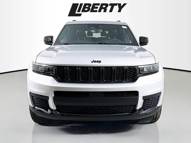 Used 2023 Jeep Grand Cherokee L Altitude with VIN 1C4RJKAG5P8897145 for sale in Brunswick, OH