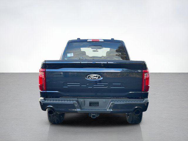2025 Ford F-150 XLT photo 4