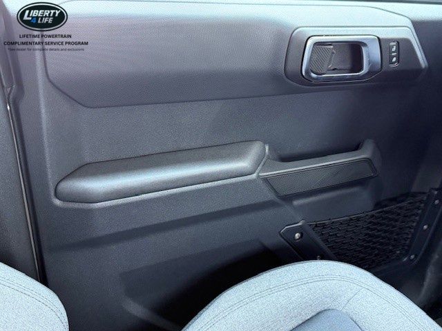 2025 Ford Bronco 4-Door Base - Photo 31