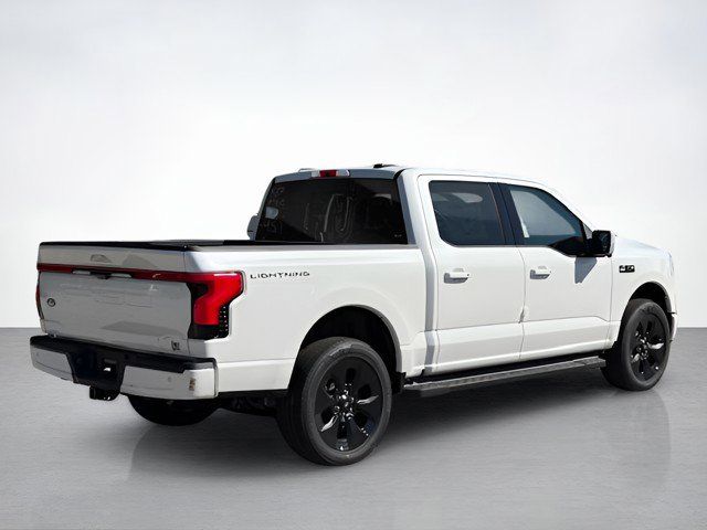 2025 Ford F-150 Lightning Platinum photo 3