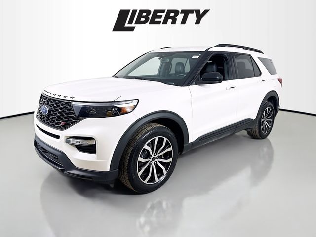 2022 Ford Explorer ST photo 3