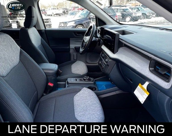 2025 Ford Maverick XLT - Photo 18