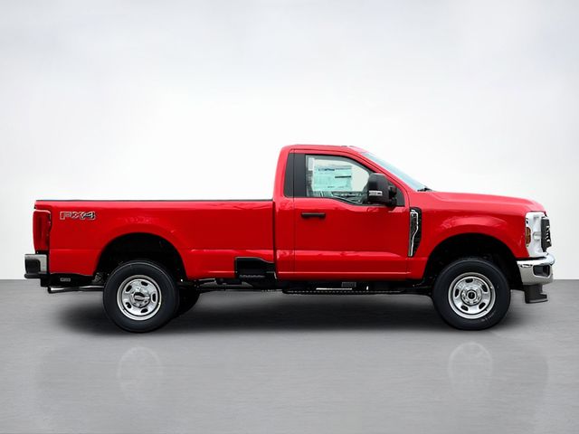 2025 Ford F-350 XL photo 2