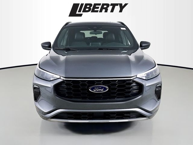 2024 Ford Escape ST-Line photo 2