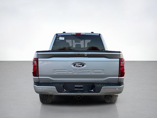 2025 Ford F-150 XLT photo 4