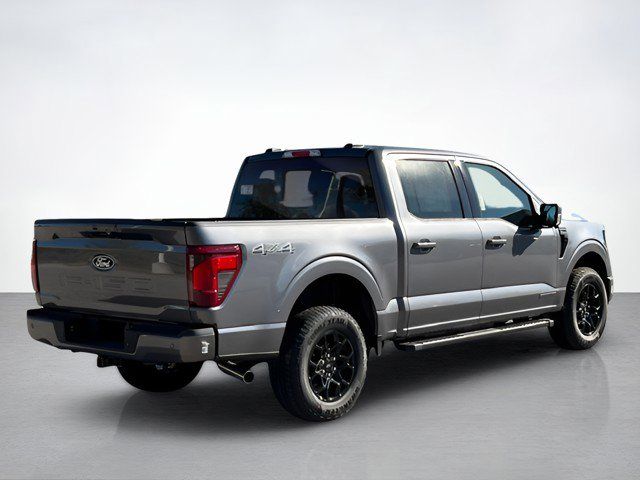 2025 Ford F-150 XLT photo 3