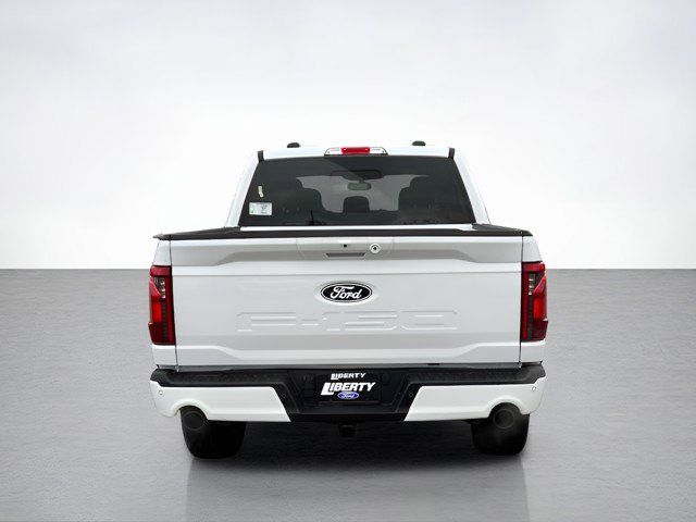 2025 Ford F-150 XLT photo 4