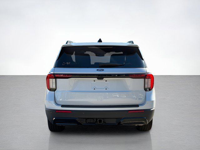 2026 Ford Explorer ST-Line photo 3