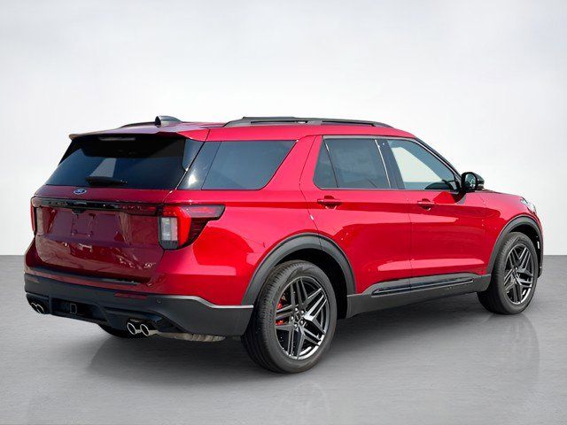 2025 Ford Explorer ST photo 2