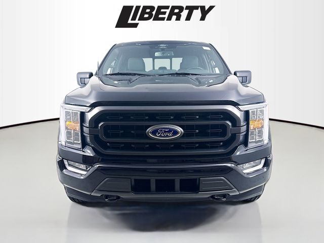 2022 Ford F-150 XLT photo 2