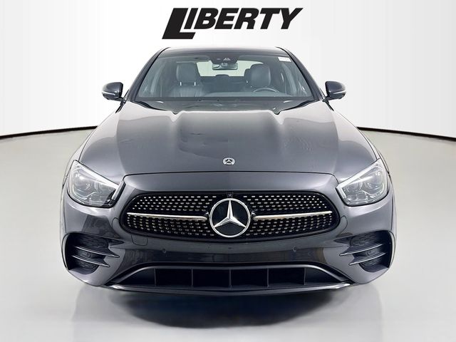 2021 Mercedes Benz E 350 4MATIC photo 2
