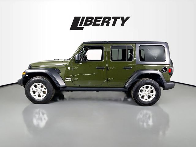 2021 Jeep Wrangler Unlimited Islander photo 4