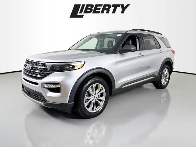 2022 Ford Explorer XLT photo 3