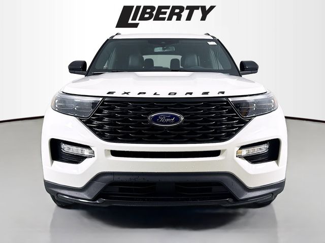 Used 2022 Ford Explorer ST-LINE with VIN 1FMSK8KH0NGA19680 for sale in Brunswick, OH