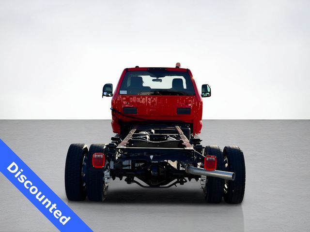 2024 Ford F-550 photo 4