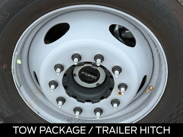 2025 Ford F-550 Super Duty Chassis Cab XL - Photo 11