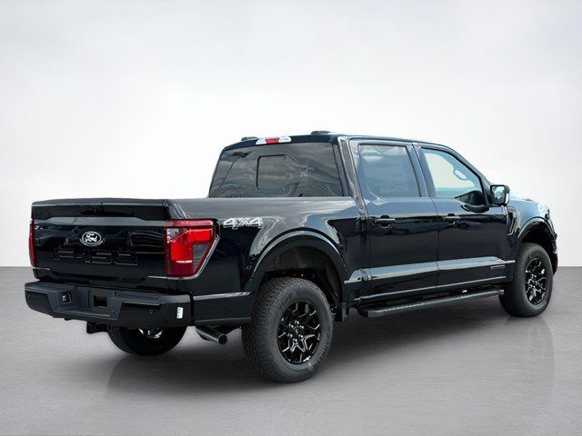 2025 Ford F-150 XLT photo 3