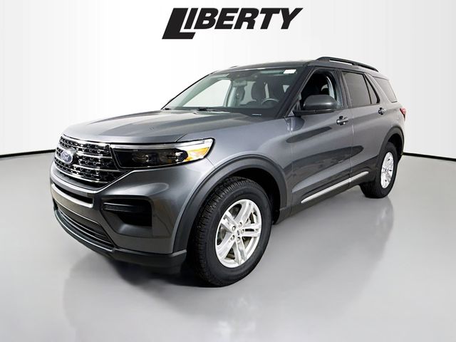 2022 Ford Explorer XLT photo 3