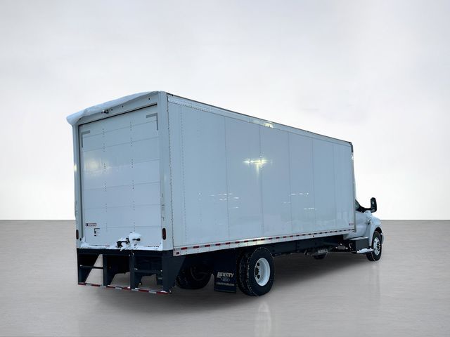 2025 Ford F-650 photo 3