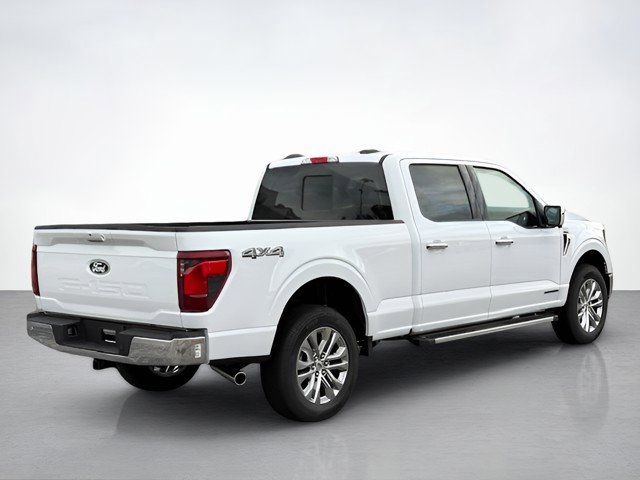 2025 Ford F-150 XLT photo 3