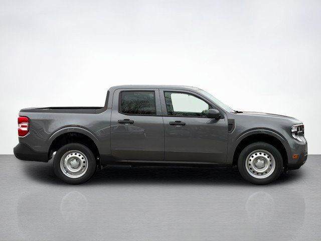 2025 Ford Maverick XL photo 2