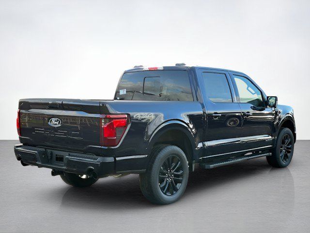2025 Ford F-150 XLT photo 3
