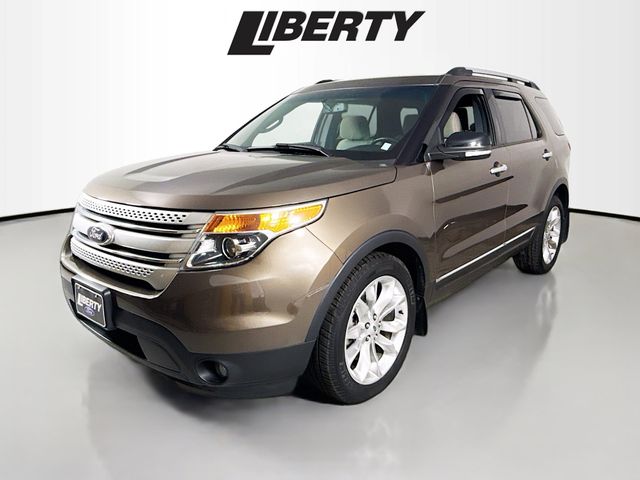 2015 Ford Explorer XLT photo 3