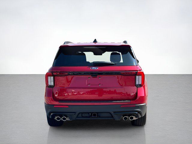 2025 Ford Explorer ST photo 3