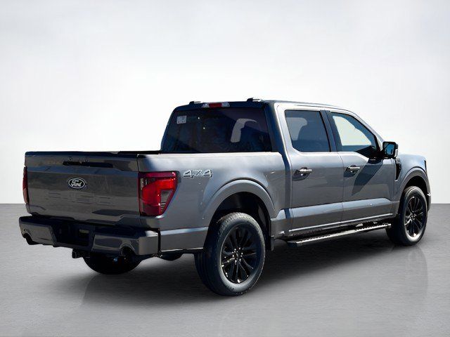 2025 Ford F-150 XLT photo 3