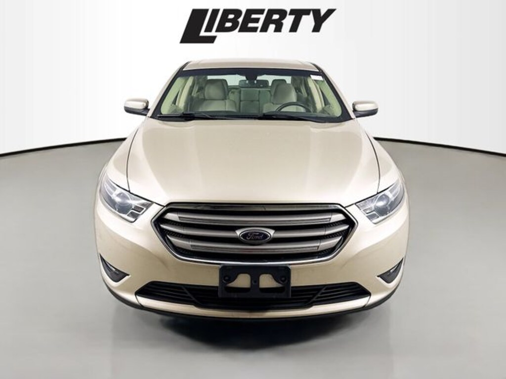 Used 2018 Ford Taurus SEL Sedan