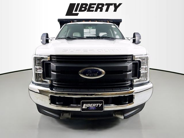 2019 Ford F-350 photo 2