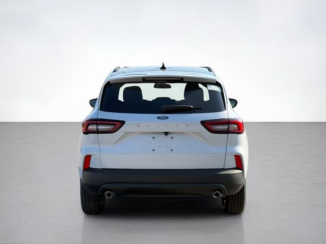 2025 Ford Escape ST-Line photo 4