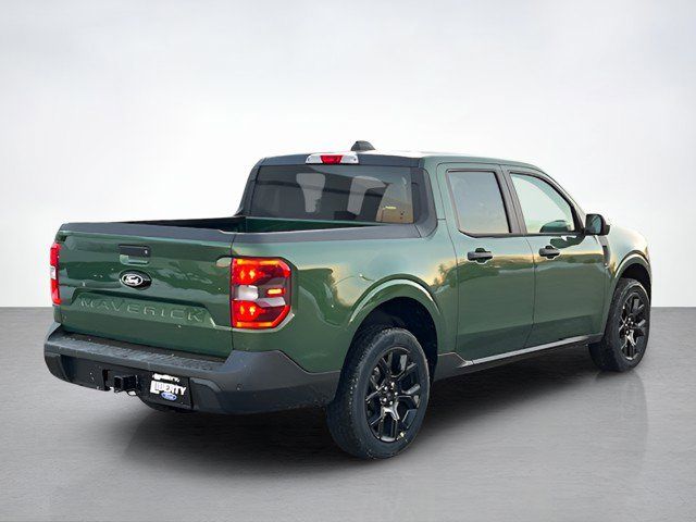 2025 Ford Maverick XLT photo 2