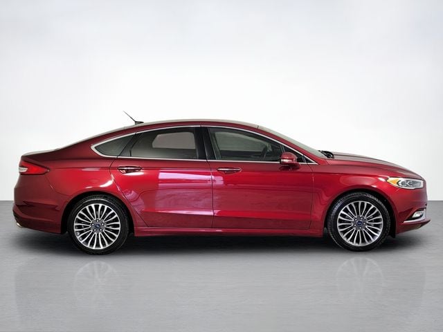 Used 2017 Ford Fusion SE with VIN 3FA6P0HD0HR139169 for sale in Brunswick, OH