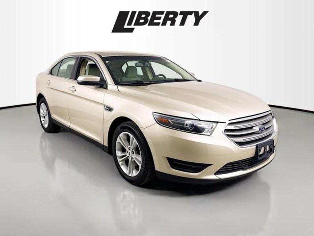 Used 2018 Ford Taurus SEL Sedan