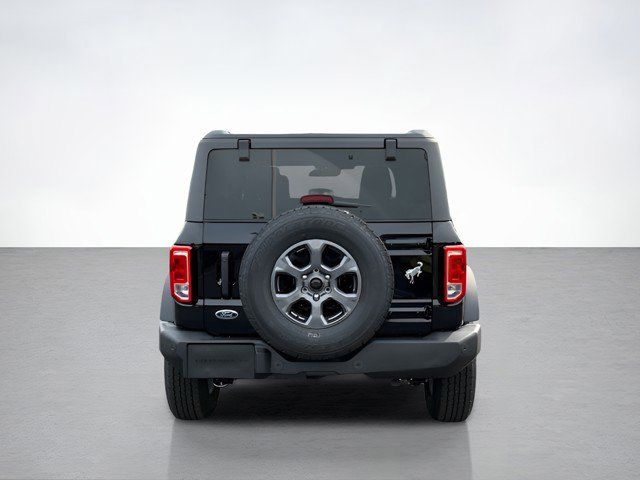 2025 Ford Bronco Big Bend photo 4