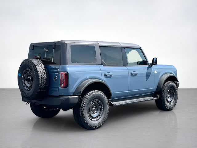 2025 Ford Bronco Outer Banks photo 3