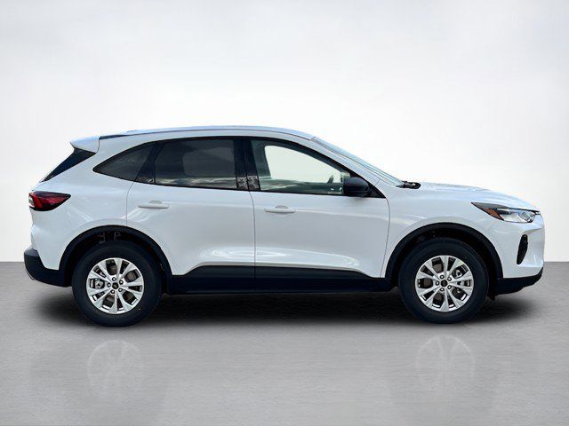2025 Ford Escape Active photo 2