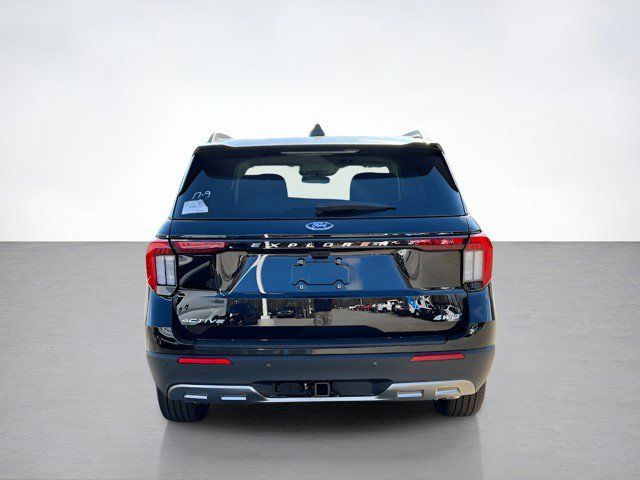 2025 Ford Explorer photo 4