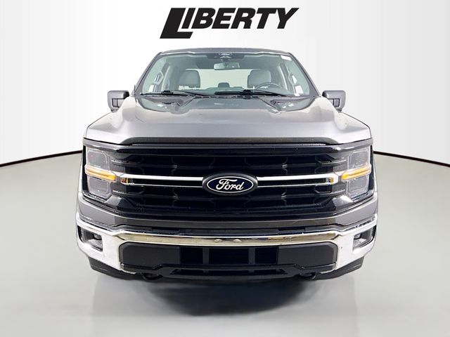 2024 Ford F-150 XLT photo 2