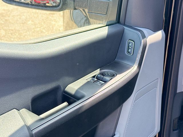 2025 Ford F-250 Super Duty XL - Photo 17